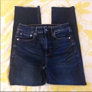 AMERICAN EAGLE Slim Straight Crop High Rise Jeans Raw Edge Hem